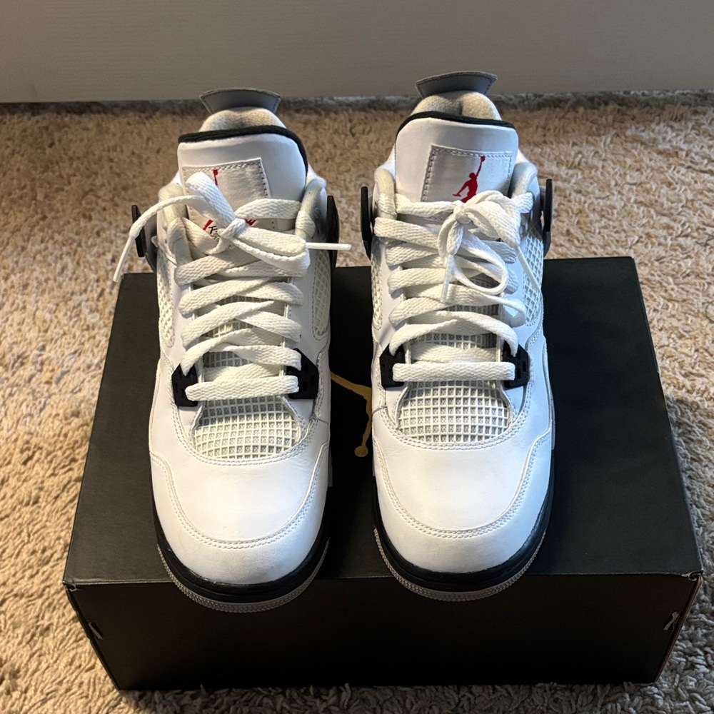 Jordan 4 Retro White Cement